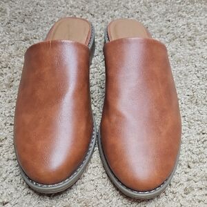 Universal Thread Brown Slip-On Loafers Size 8.5